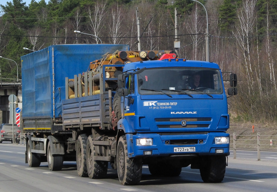 Санкт-Петербург, № Е 723 УВ 198 — КамАЗ-43118-RR(76) [431185-R]