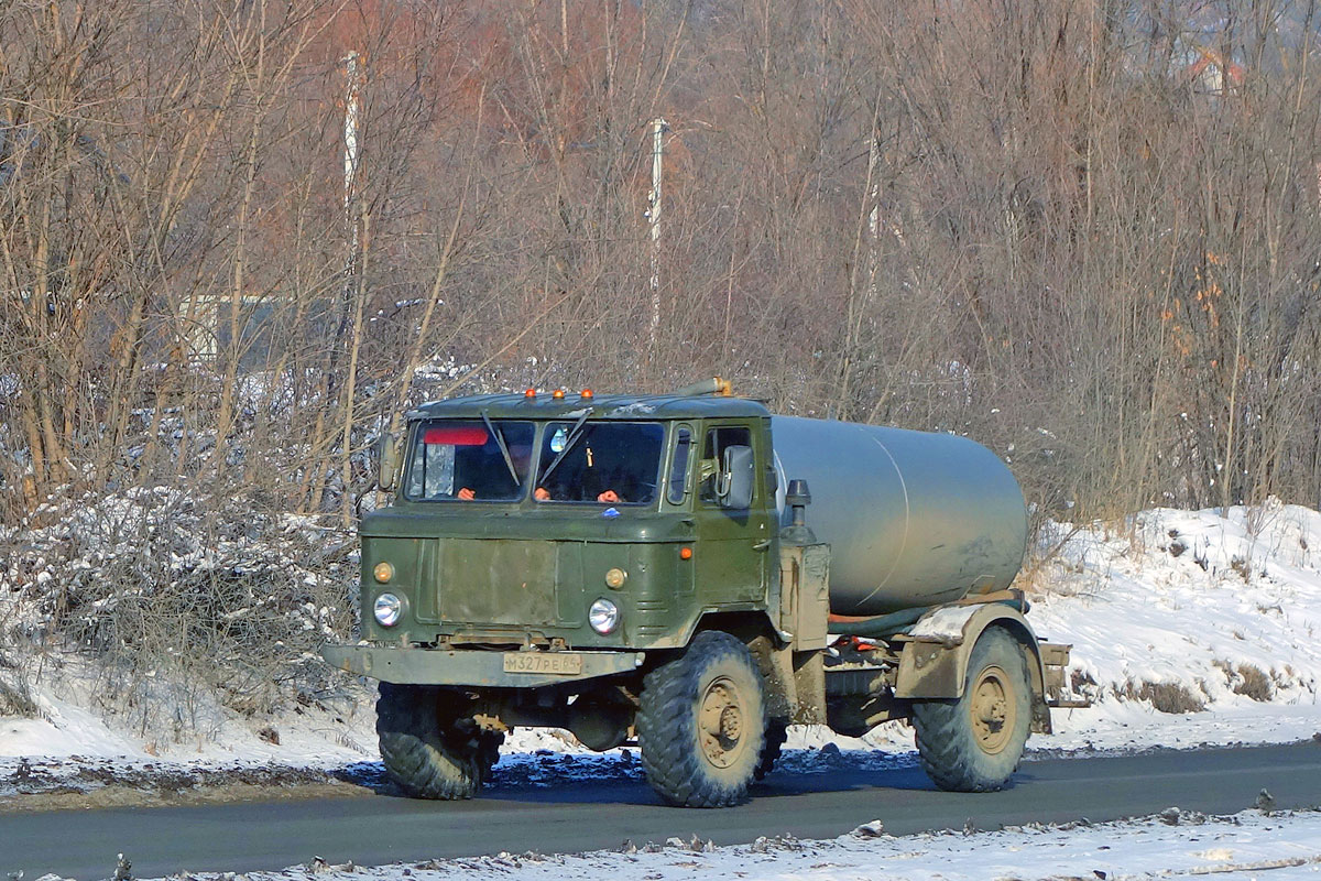 Саратовская область, № М 327 РЕ 64 — ГАЗ-66-11