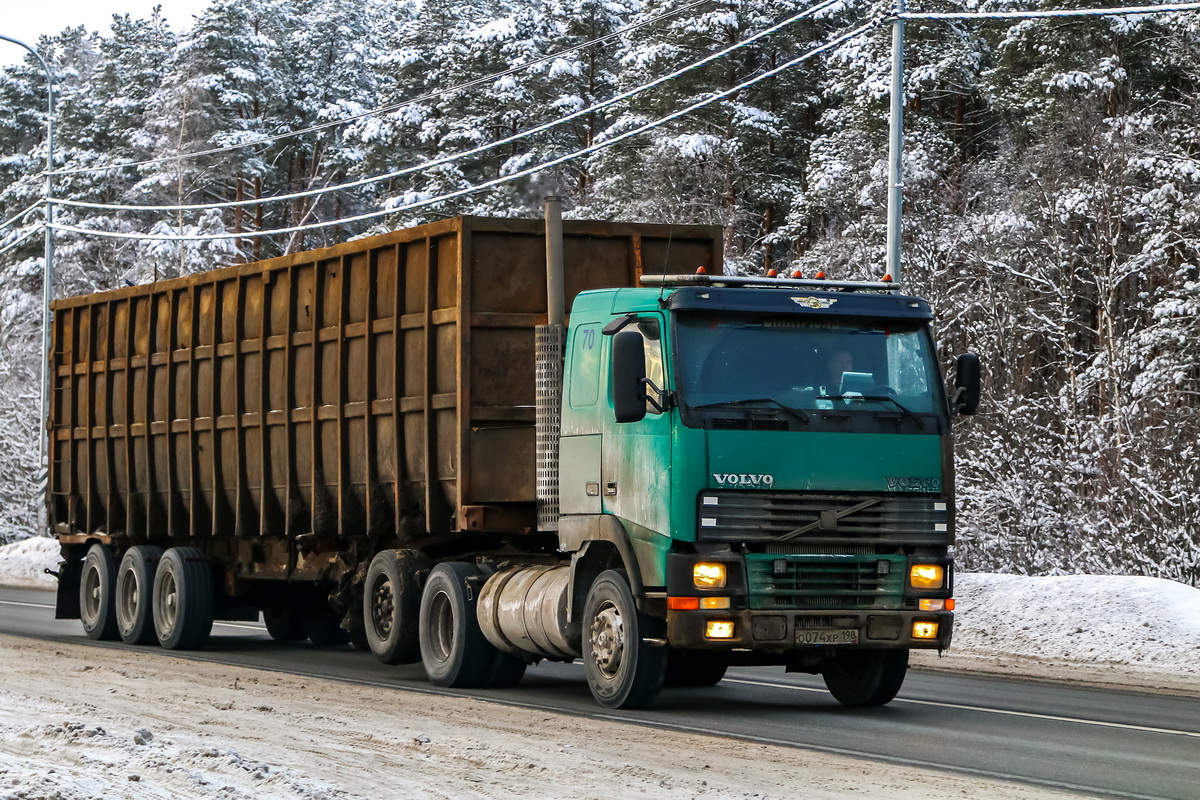 Санкт-Петербург, № О 074 ХР 198 — Volvo ('1993) FH12.420