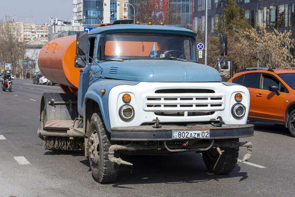 Алматинская область, № 802 AZW 02 — ЗИЛ-130 (общая модель)