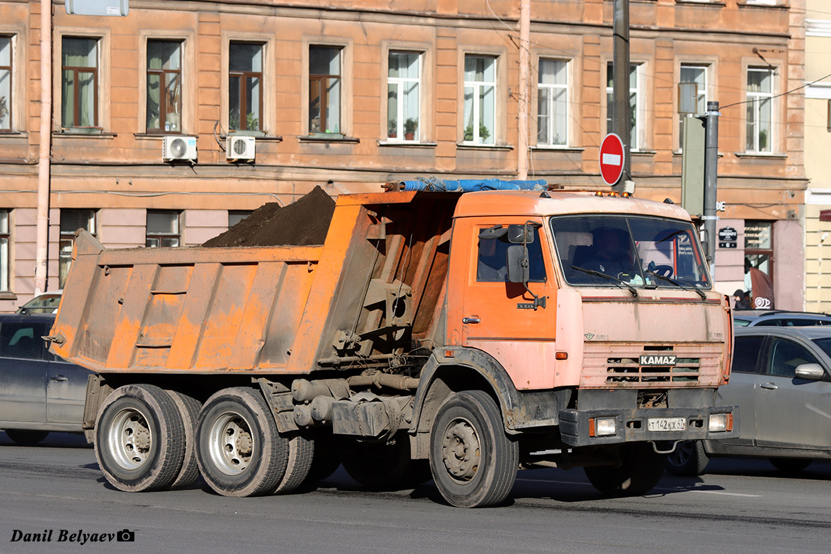 Ленинградская область, № Т 142 КХ 47 — КамАЗ-65115 [651150]