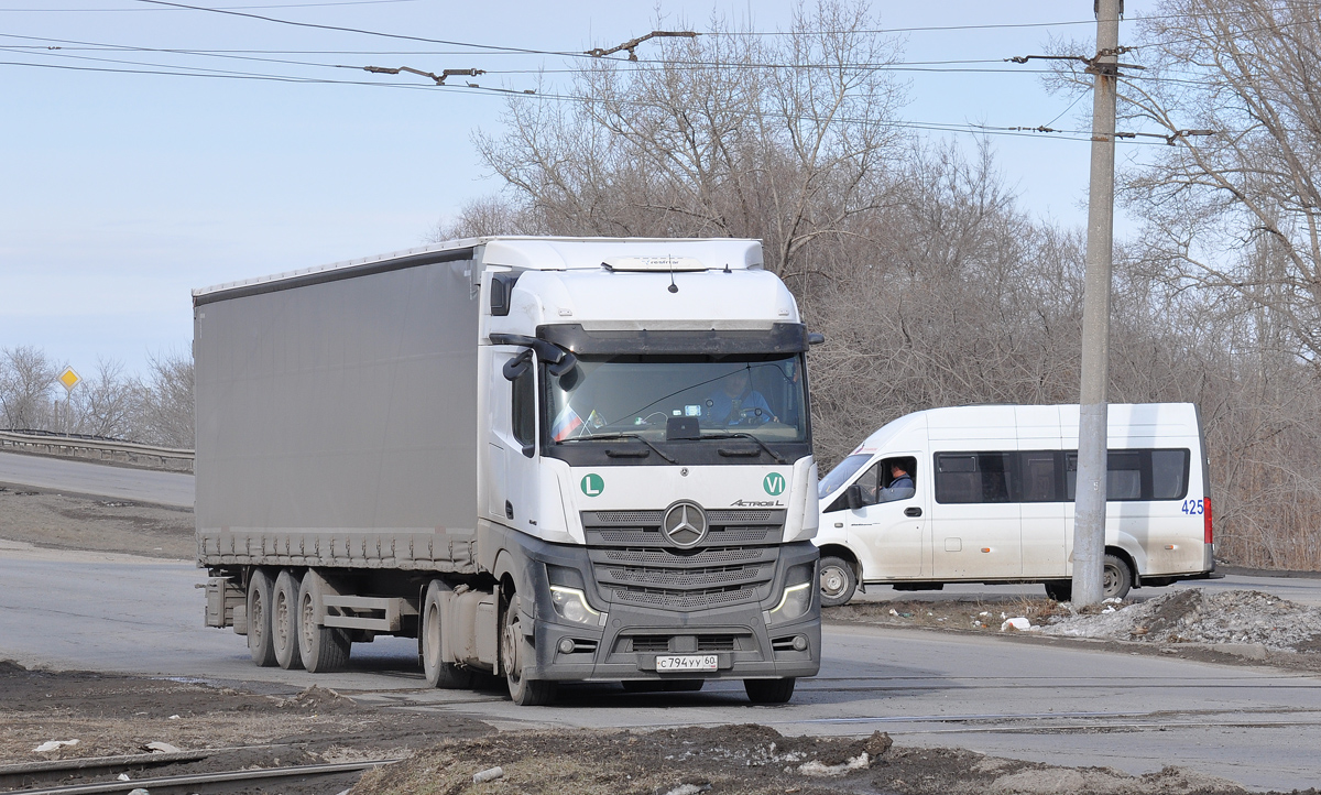 Псковская область, № С 794 УУ 60 — Mercedes-Benz Actros ('2018)