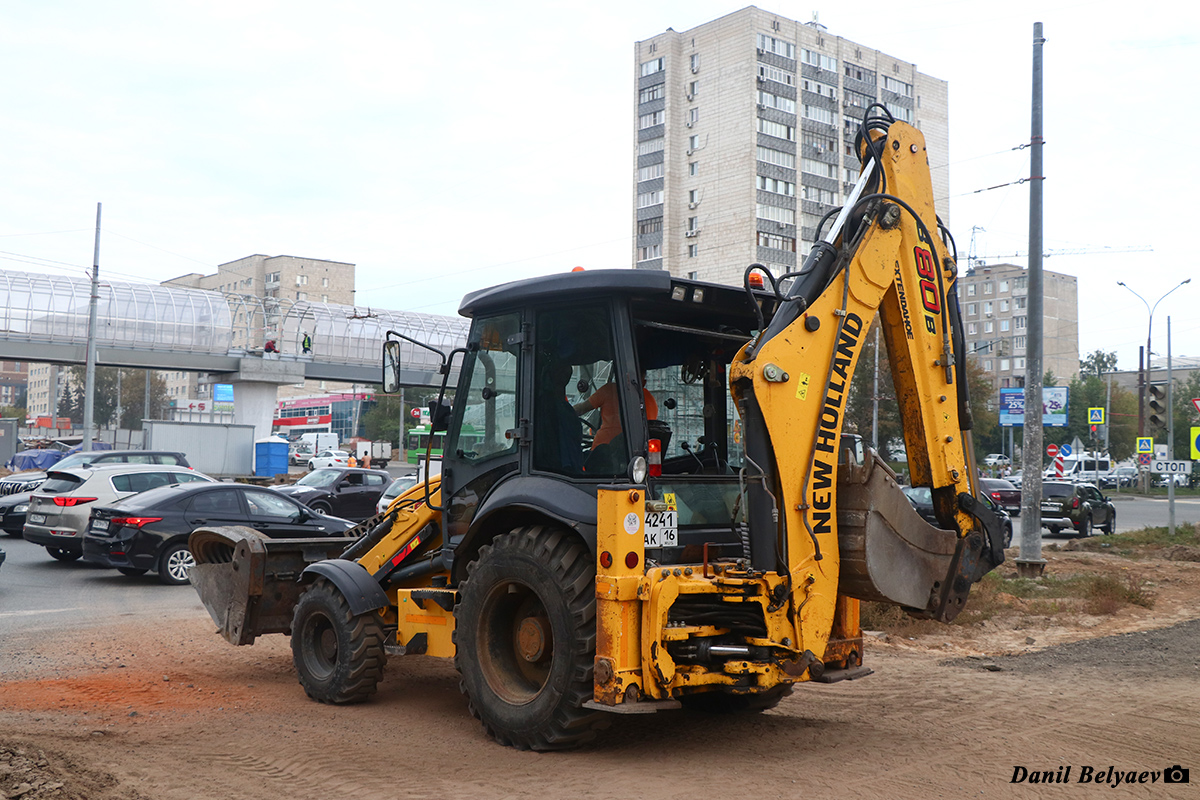 Татарстан, № 4241 АК 16 — New Holland (общая модель)