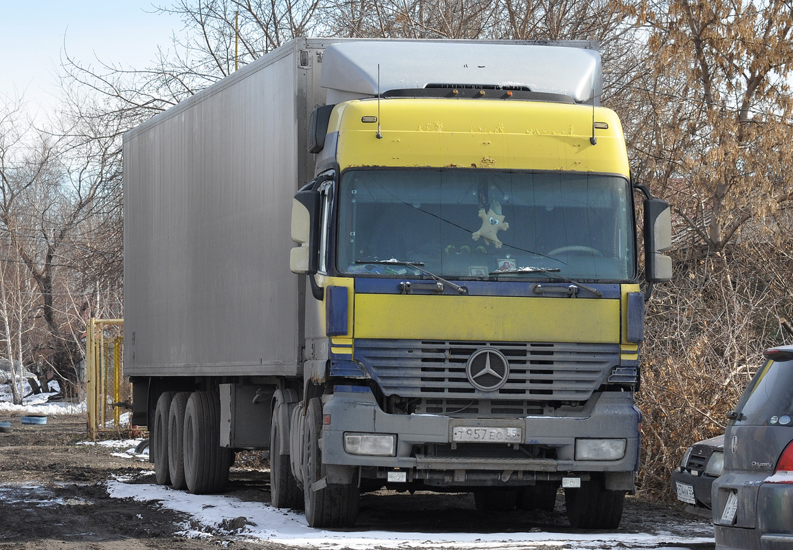 Омская область, № Т 957 ЕО 55 — Mercedes-Benz Actros ('1997) 1840
