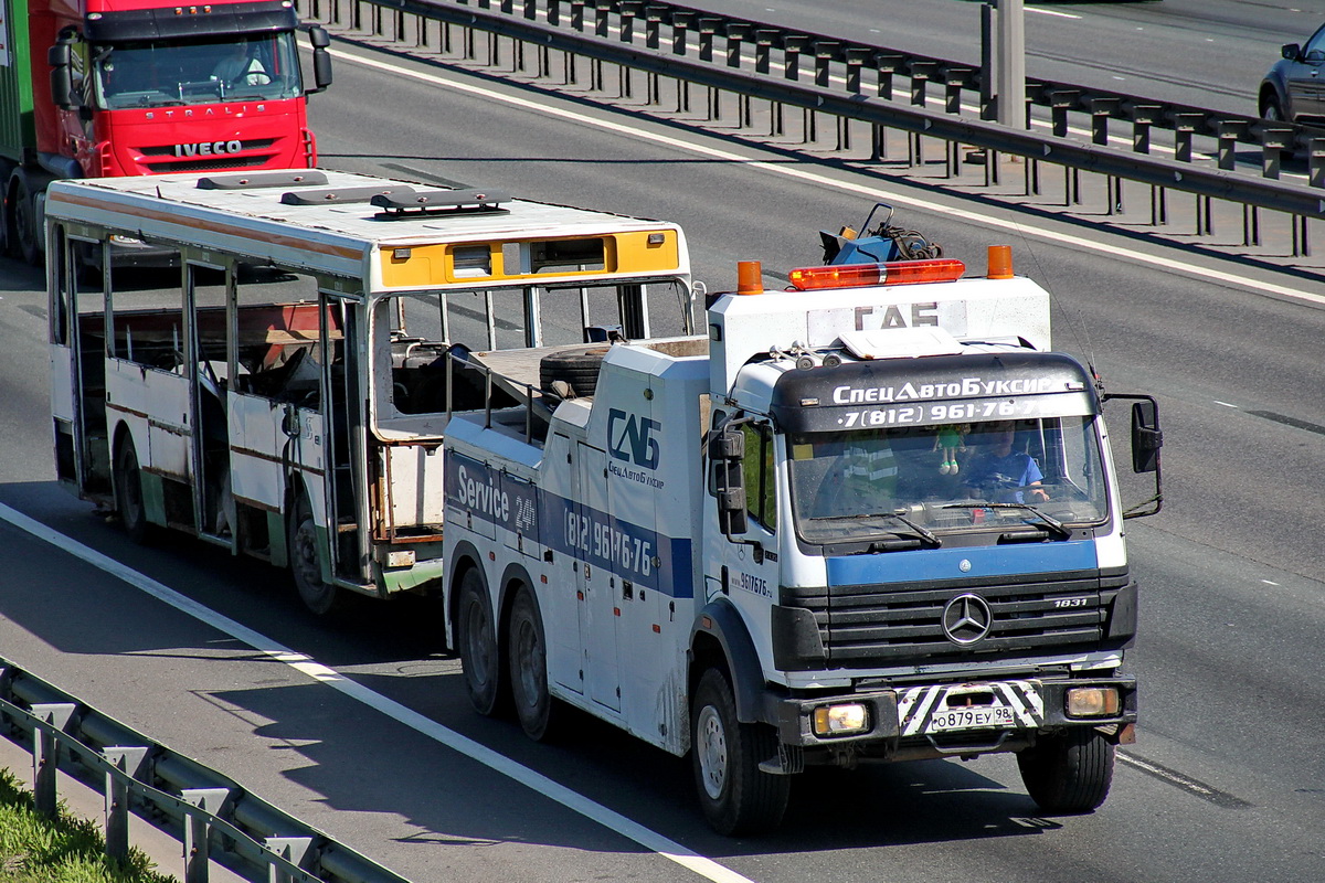Санкт-Петербург, № О 879 ЕУ 98 — Mercedes-Benz SK 2435