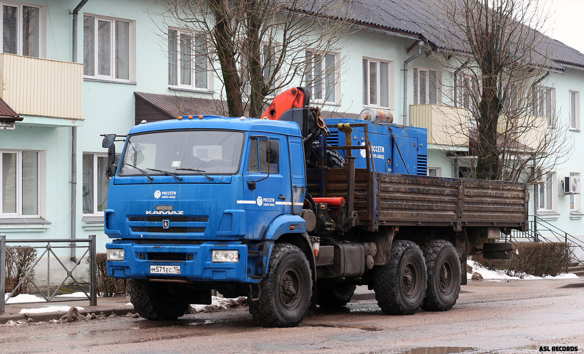 Карелия, № М 571 ЕС 10 — КамАЗ-43118 (общая модель)
