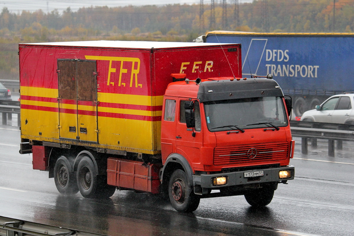Мурманская область, № У 173 ММ 51 — Mercedes-Benz NG (общ. мод.)