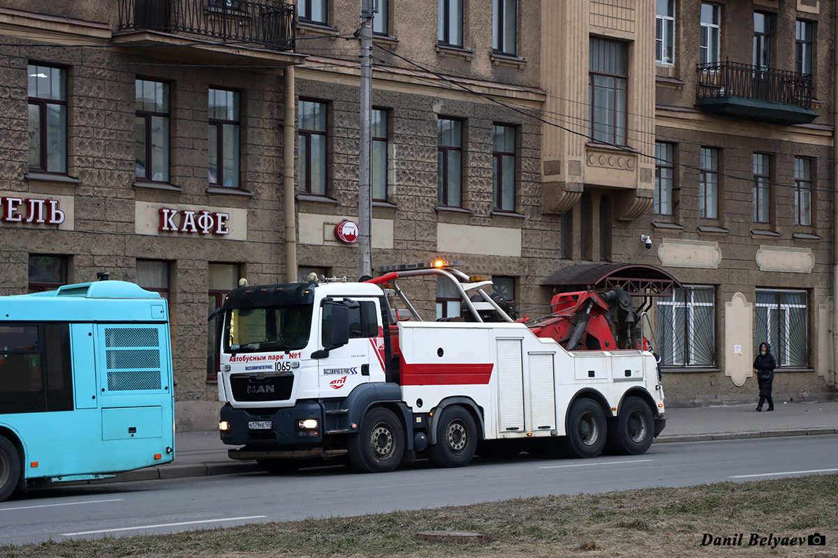 Санкт-Петербург, № 1065 — MAN TGS 41.480