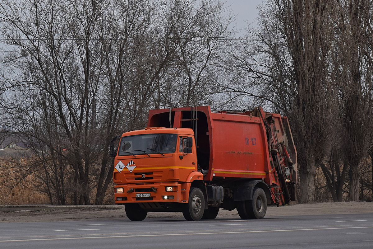 Волгоградская область, № В 851 РМ 134 — КамАЗ-53605-L4(19)