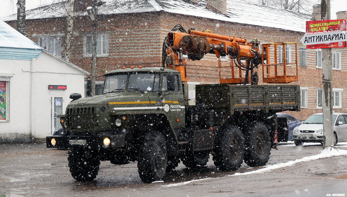 Псковская область, № М 483 КА 60 — Урал-4320-40
