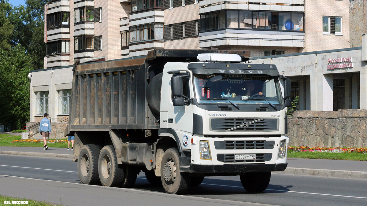 Санкт-Петербург, № О 302 РМ 198 — Volvo ('2002) FH12.420 [X9P]