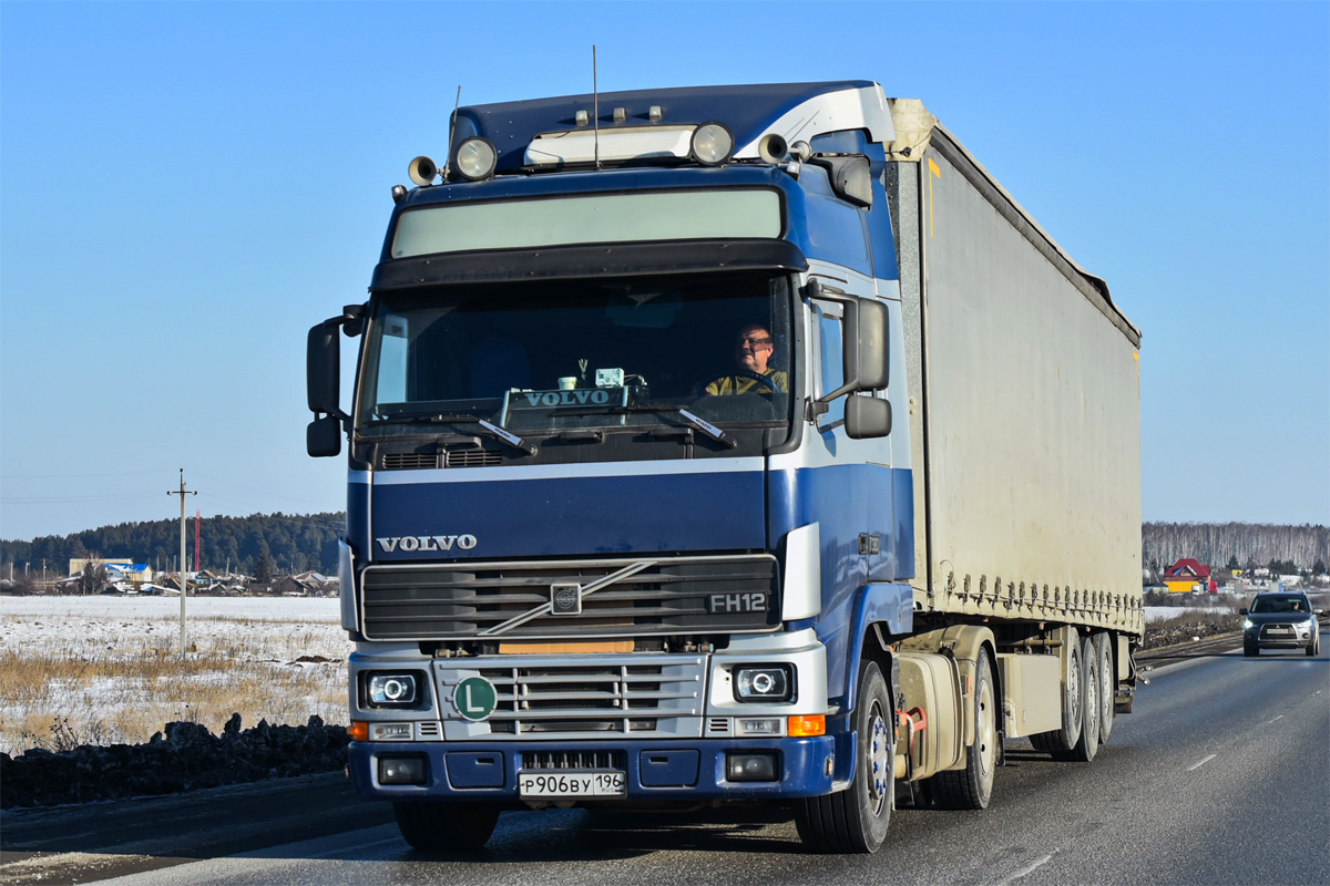 Свердловская область, № Р 906 ВУ 196 — Volvo ('1993) FH12.380