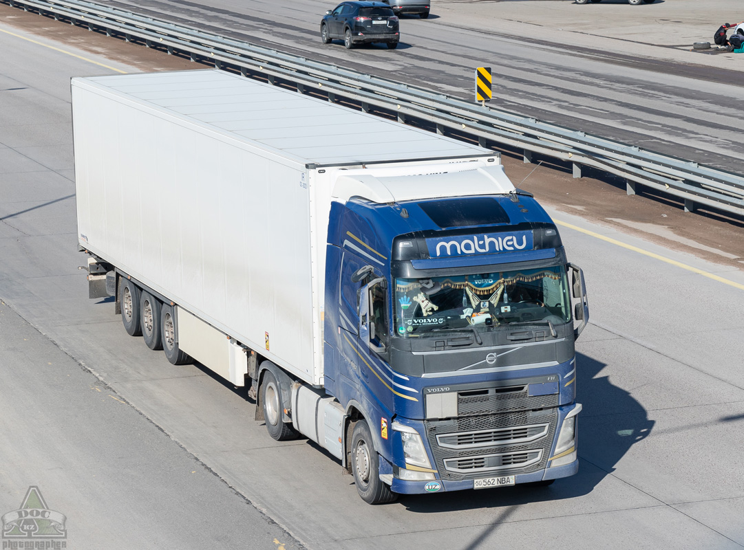 Узбекистан, № 50 562 NBA — Volvo ('2012) FH.460