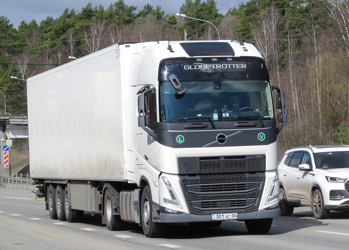 Актюбинская область, № 301 AC 04 — Volvo ('2024) FH.460