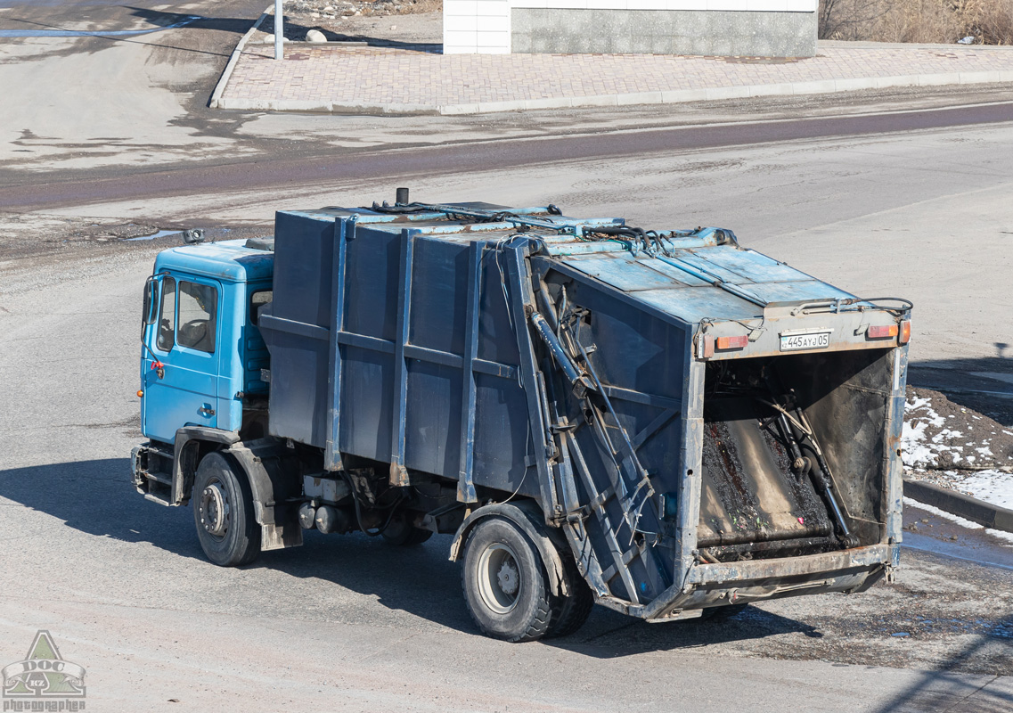 Алматинская область, № 445 AYJ 05 — MAN M90 (общая модель)