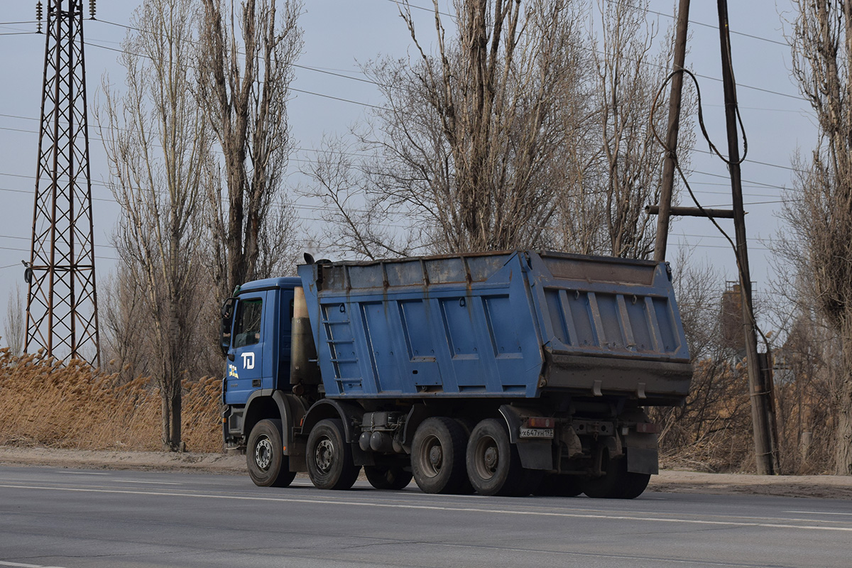 Краснодарский край, № Х 647 УН 193 — Mercedes-Benz Actros ('2003) 4141