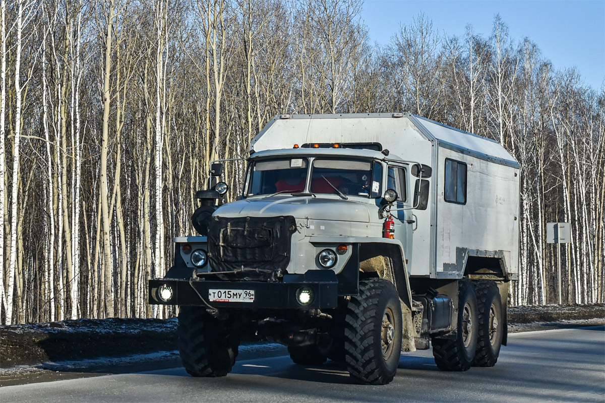 Свердловская область, № Т 015 МУ 96 — Урал-4320-40