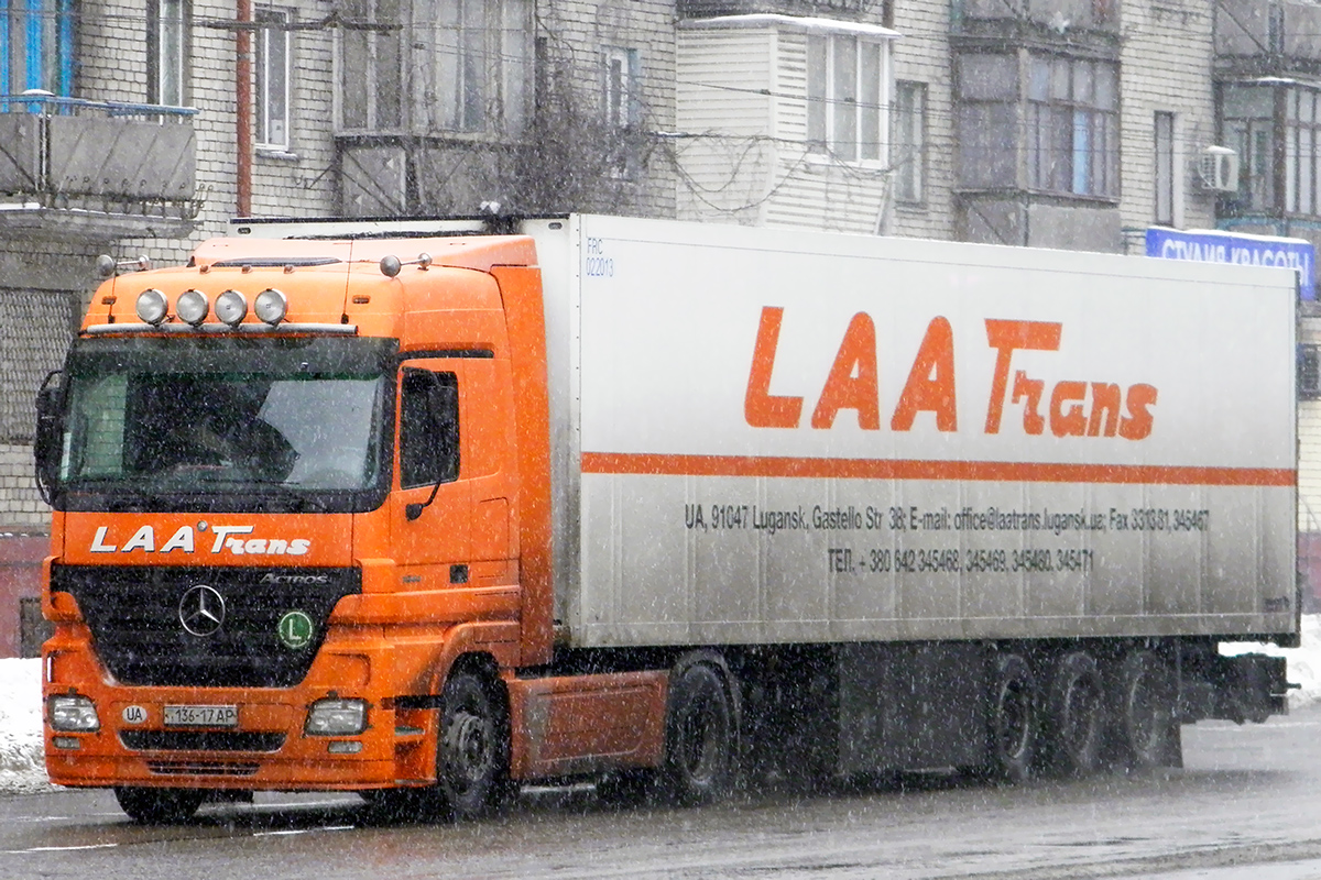 Луганская область, № 136-17 АР — Mercedes-Benz Actros ('2003) 1844