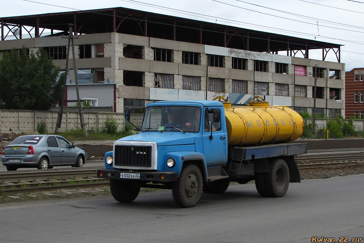 Алтайский край, № Е 002 ВА 22 — ГАЗ-3307