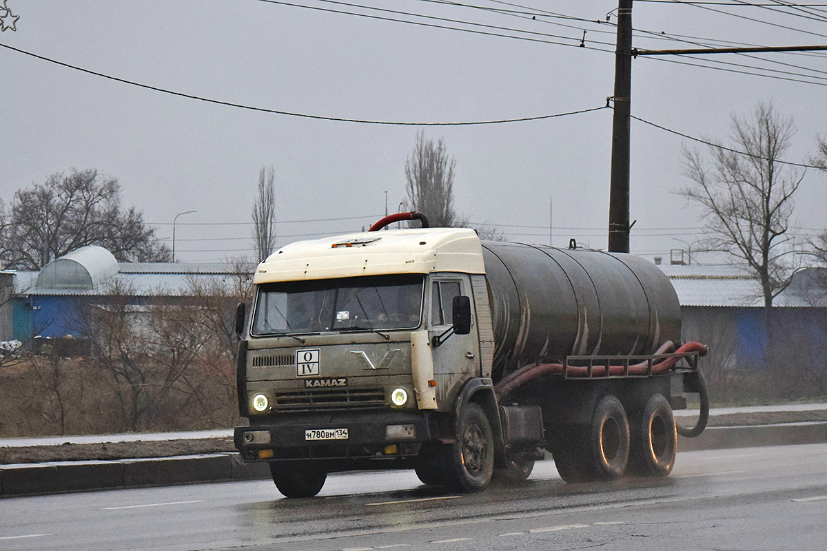 Волгоградская область, № Н 780 ВМ 134 — КамАЗ-53212