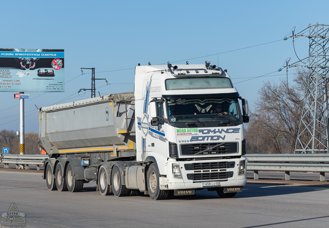 Алматы, № 658 LU 02 — Volvo ('2002) FH12.520