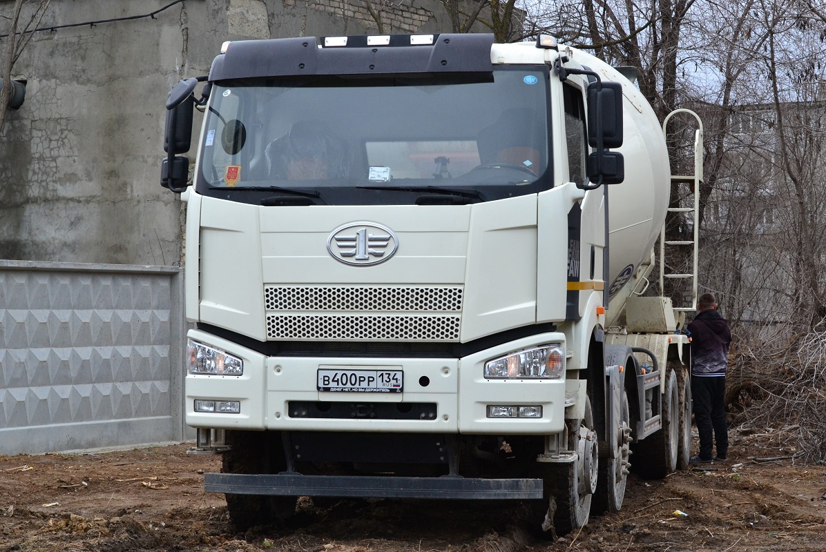 Волгоградская область, № В 400 РР 134 — FAW J6 CA3310