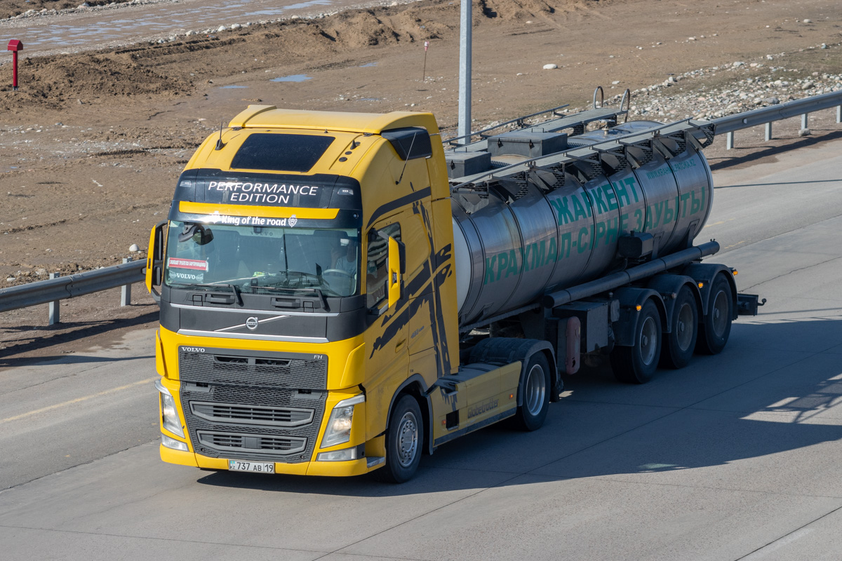 Жетысуская область, № 737 AB 19 — Volvo ('2012) FH.460