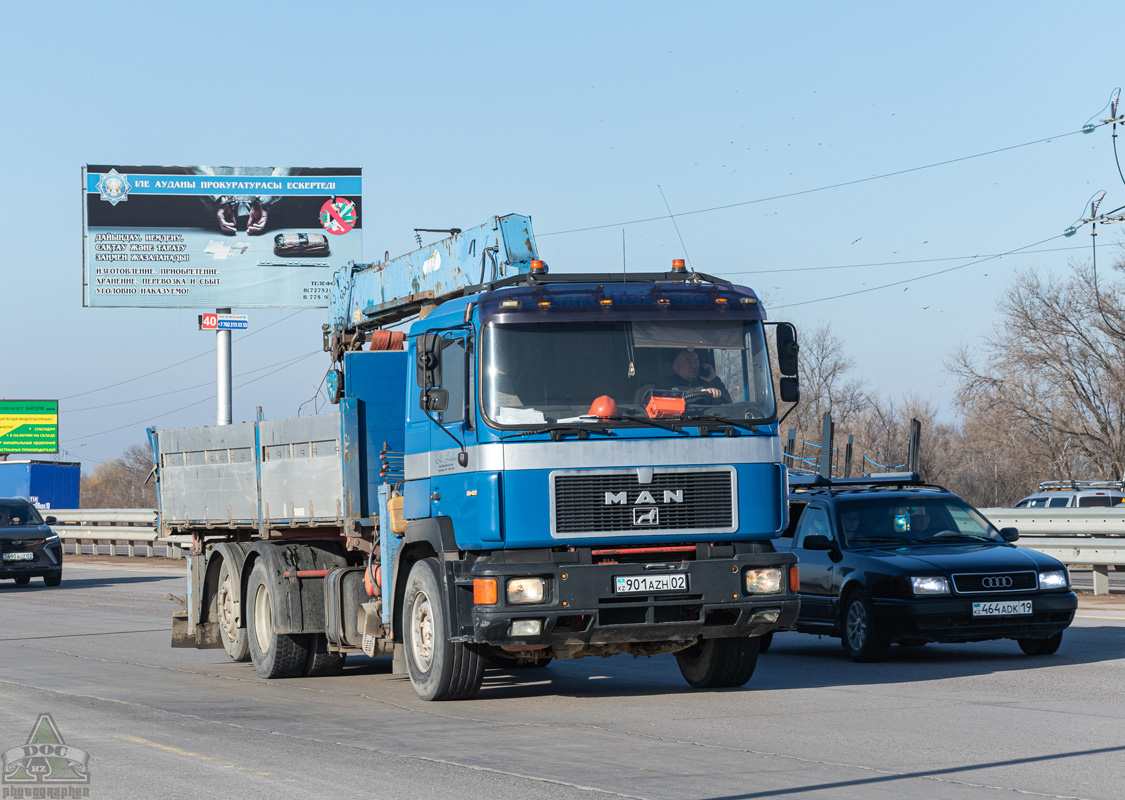 Алматы, № 901 AZH 02 — MAN F90 26.422
