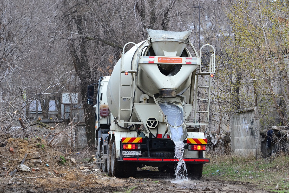 Волгоградская область, № В 400 РР 134 — FAW J6 CA3310