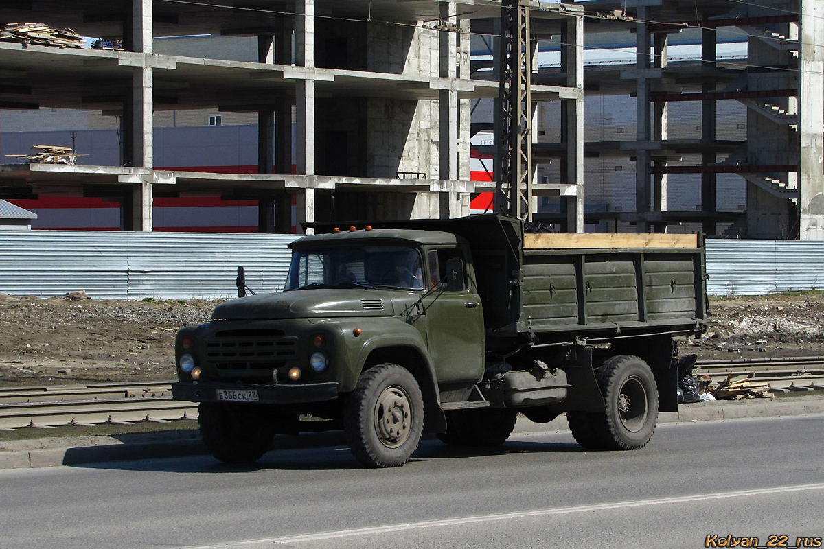 Алтайский край, № Е 366 СК 22 — ЗИЛ-495710