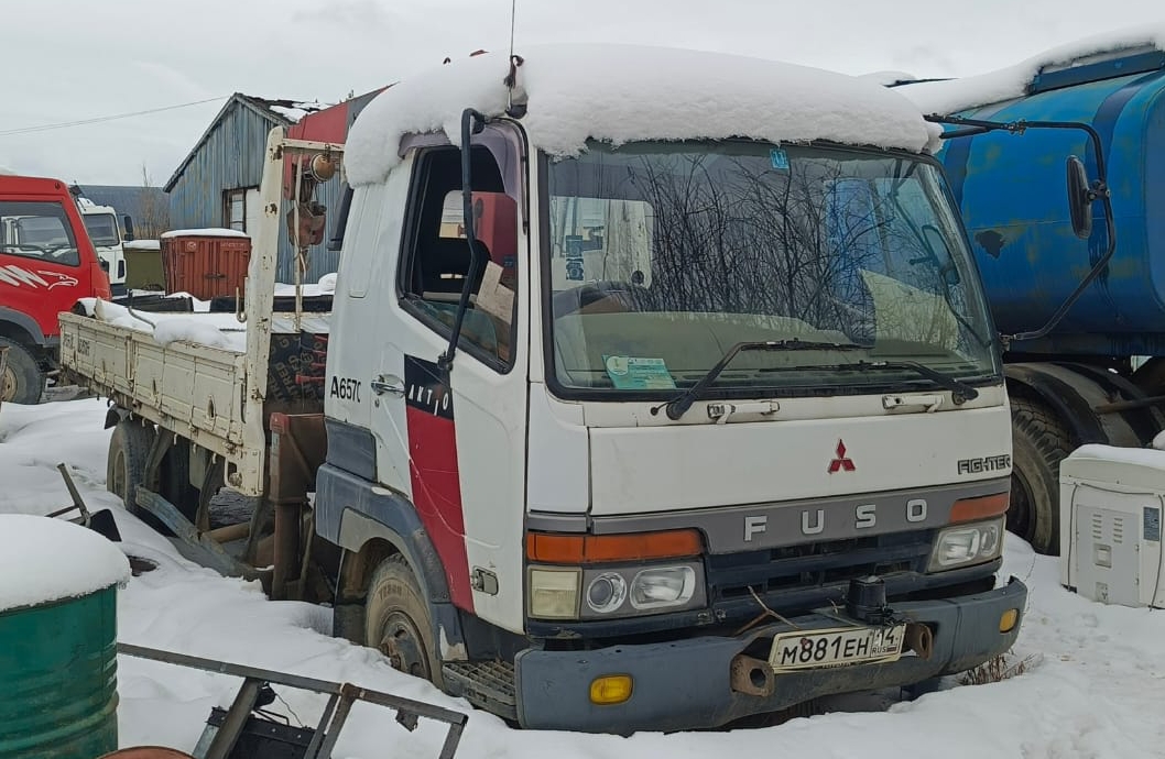 Саха (Якутия), № М 881 ЕН 14 — Mitsubishi Fuso Fighter