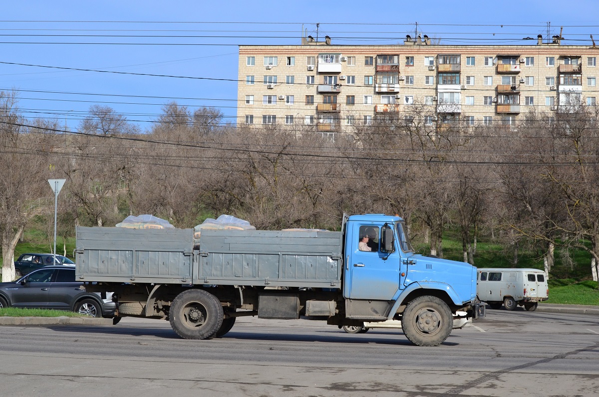 Волгоградская область, № В 982 ТА 34 — ЗИЛ-433100