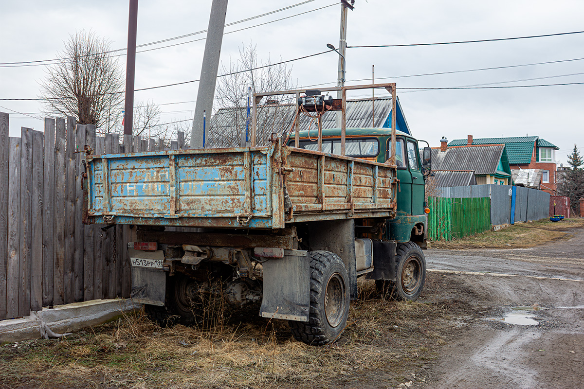 Свердловская область, № Н 513 РР 196 — IFA W50LA/K, LA/Z