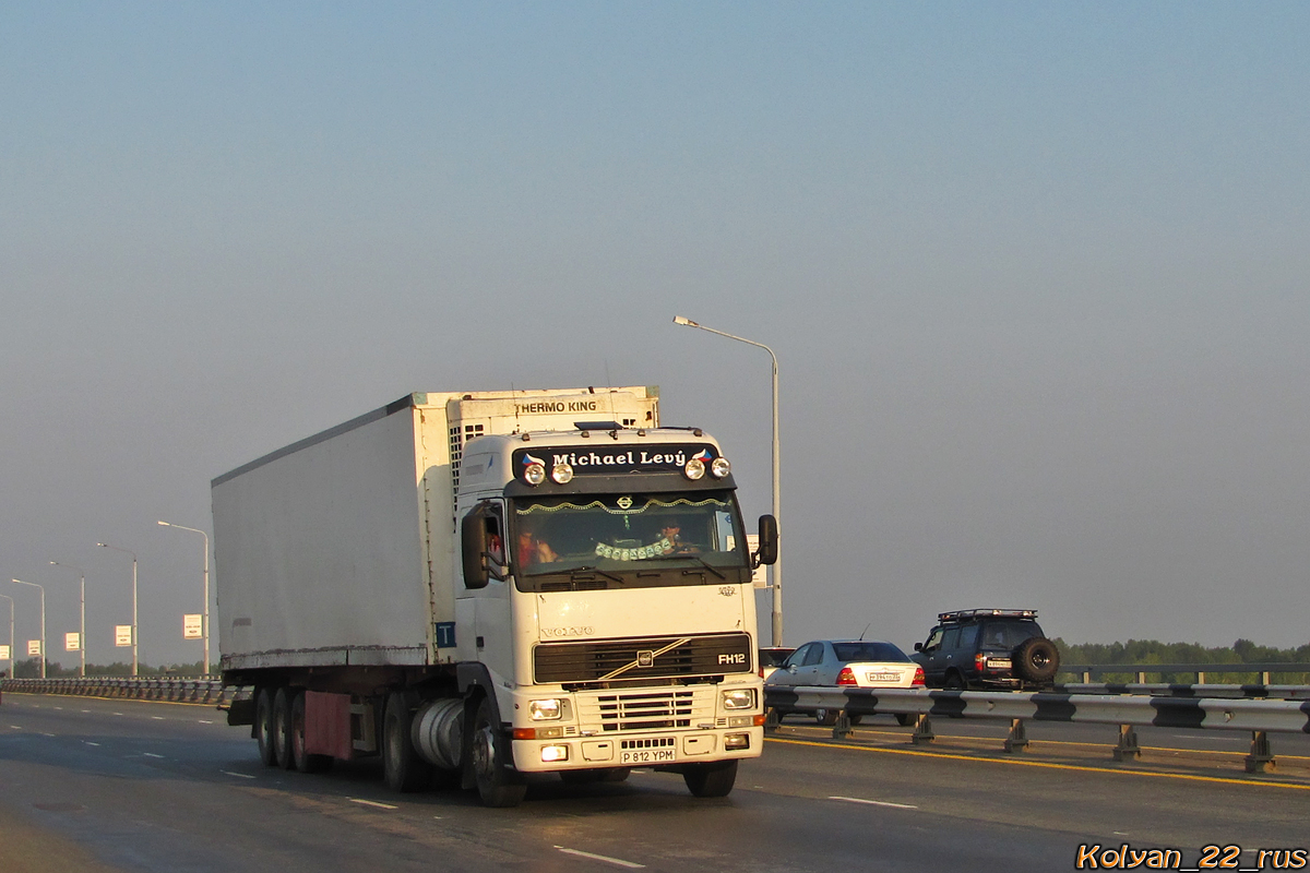 Костанайская область, № P 812 YPM — Volvo ('1993) FH12.380