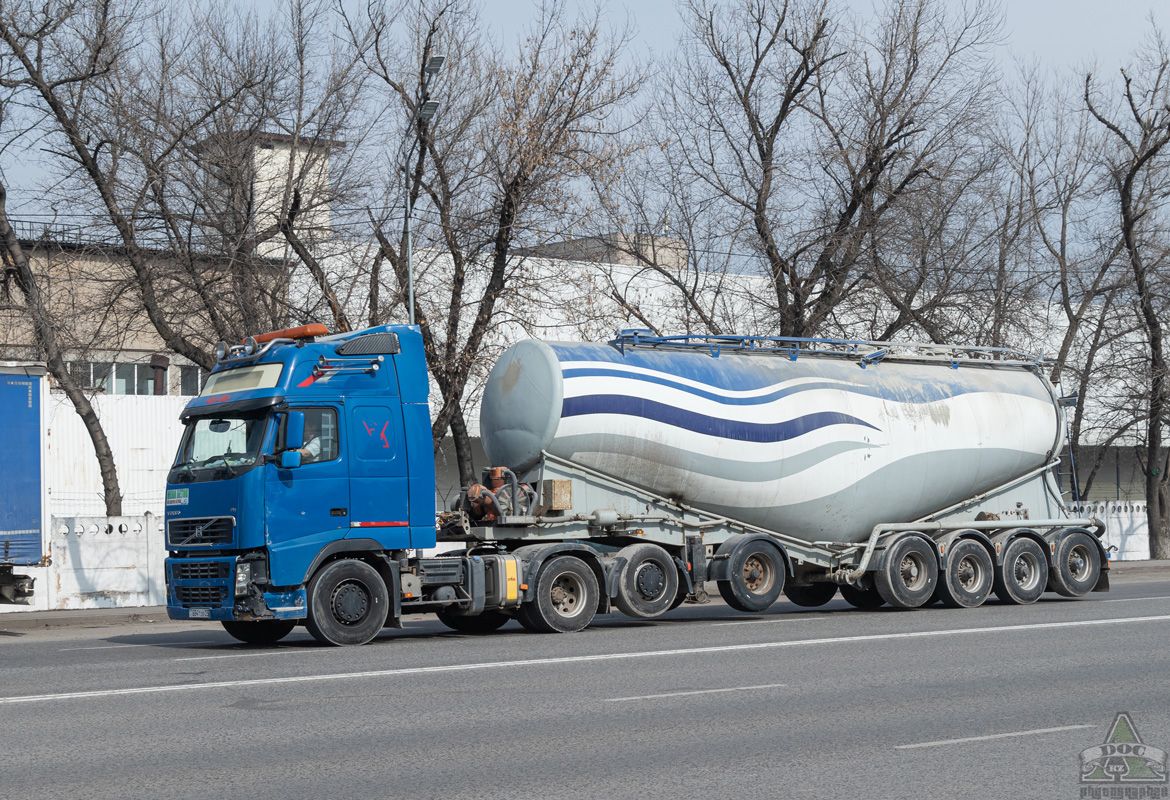 Алматы, № 684 TOB 05 — Volvo ('2002) FH12.440