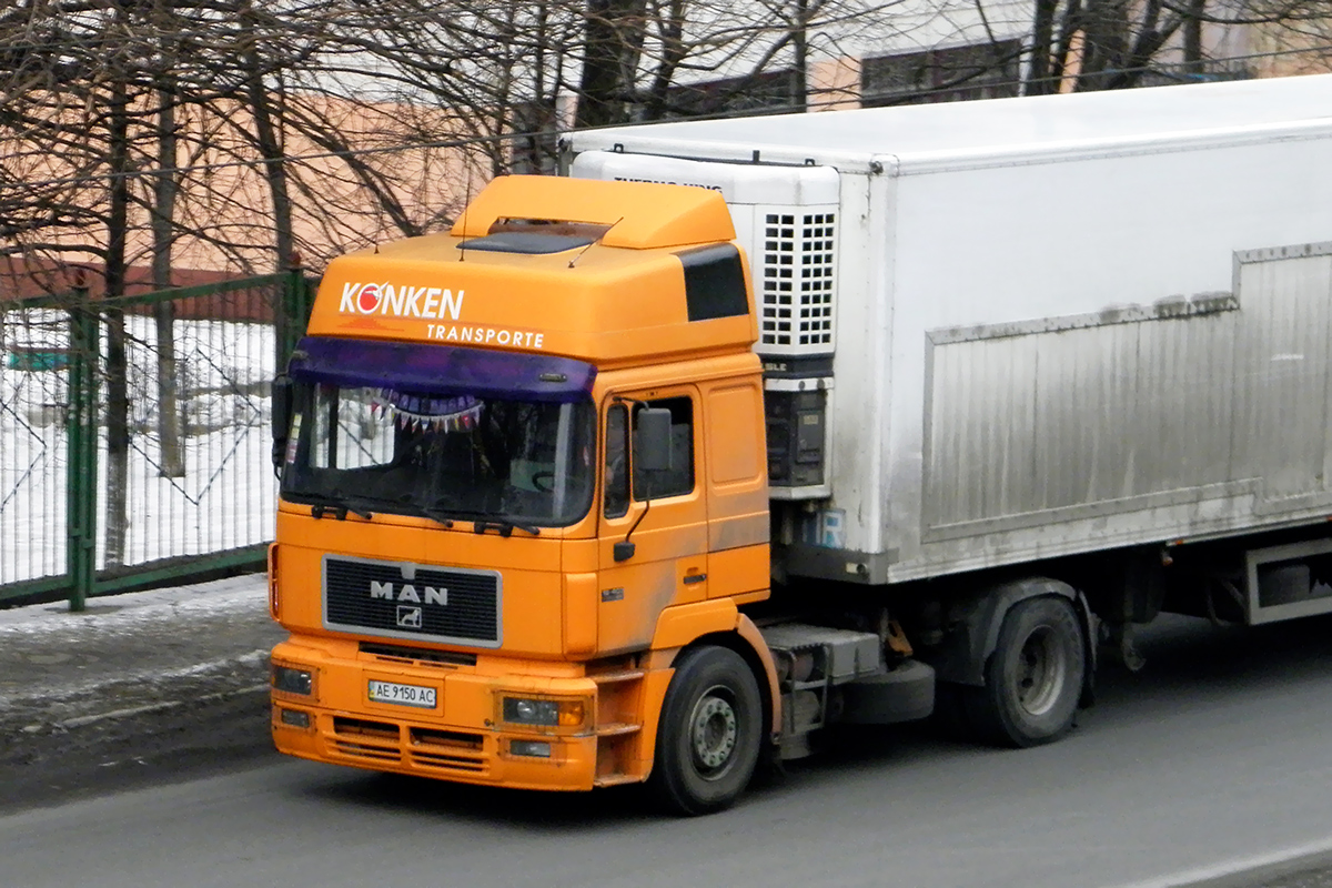 Днепропетровская область, № АЕ 9150 АС — MAN F2000 18.403
