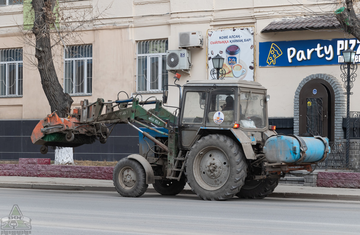 Павлодарская область, № 420 S AMD — Беларус-82.1