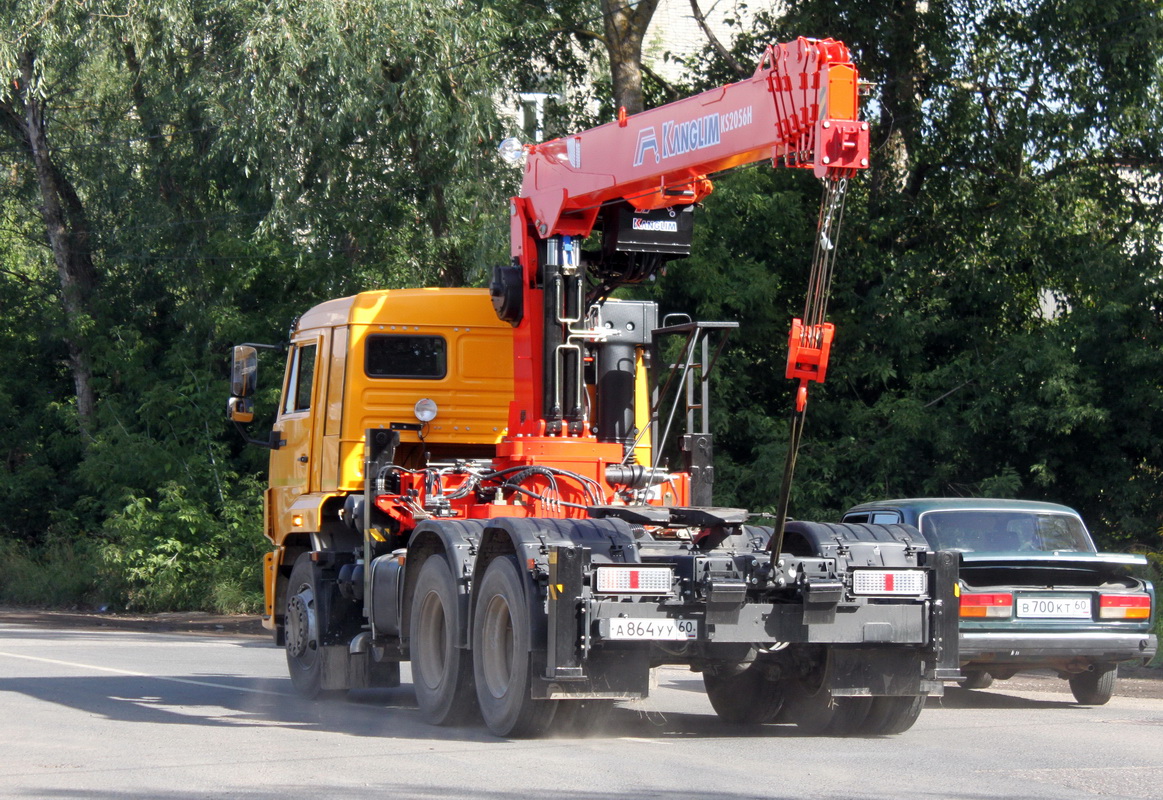 Псковская область, № А 864 УУ 60 — КамАЗ-65116-A5(48)