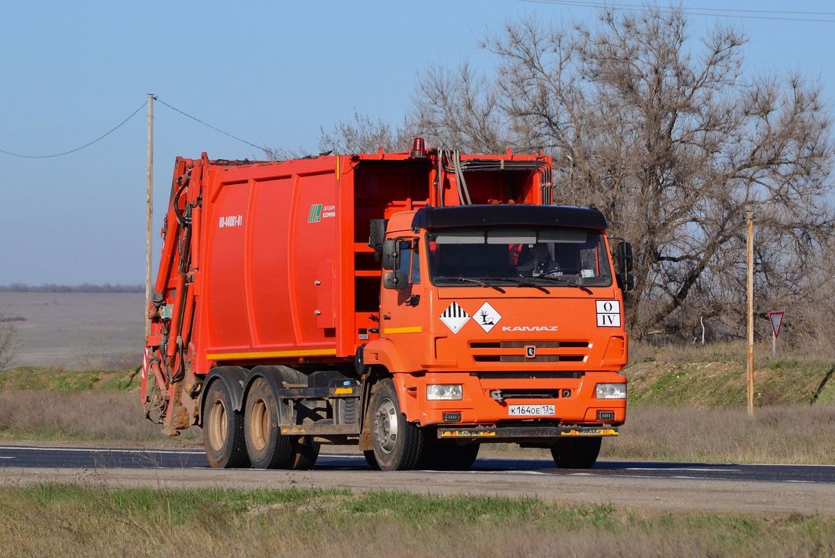 Волгоградская область, № К 164 ОЕ 134 — КамАЗ-65115-50