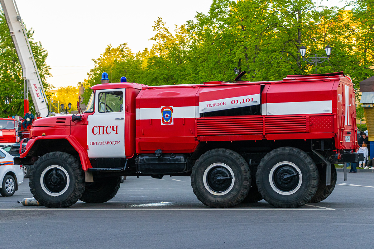 Карелия, № К 493 МВ 10 — ЗИЛ-131Н