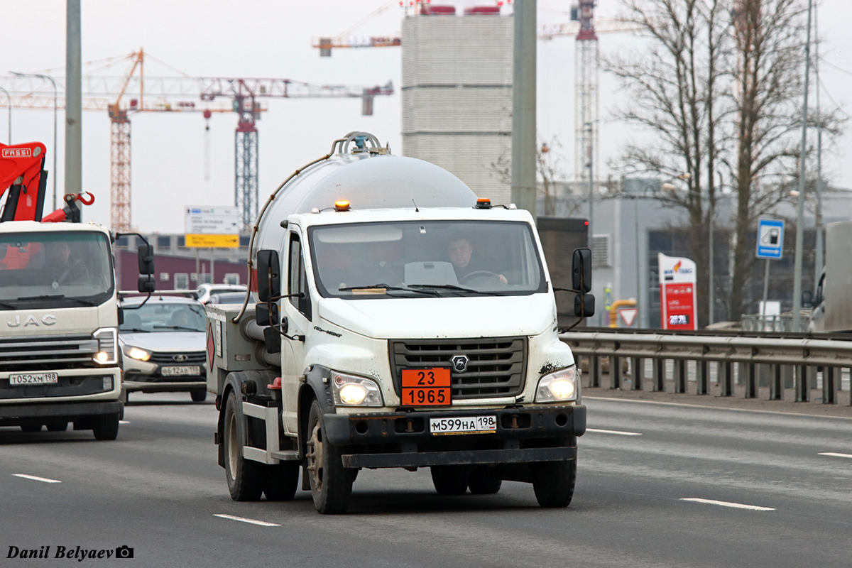 Санкт-Петербург, № М 599 НА 198 — ГАЗ-C41R13