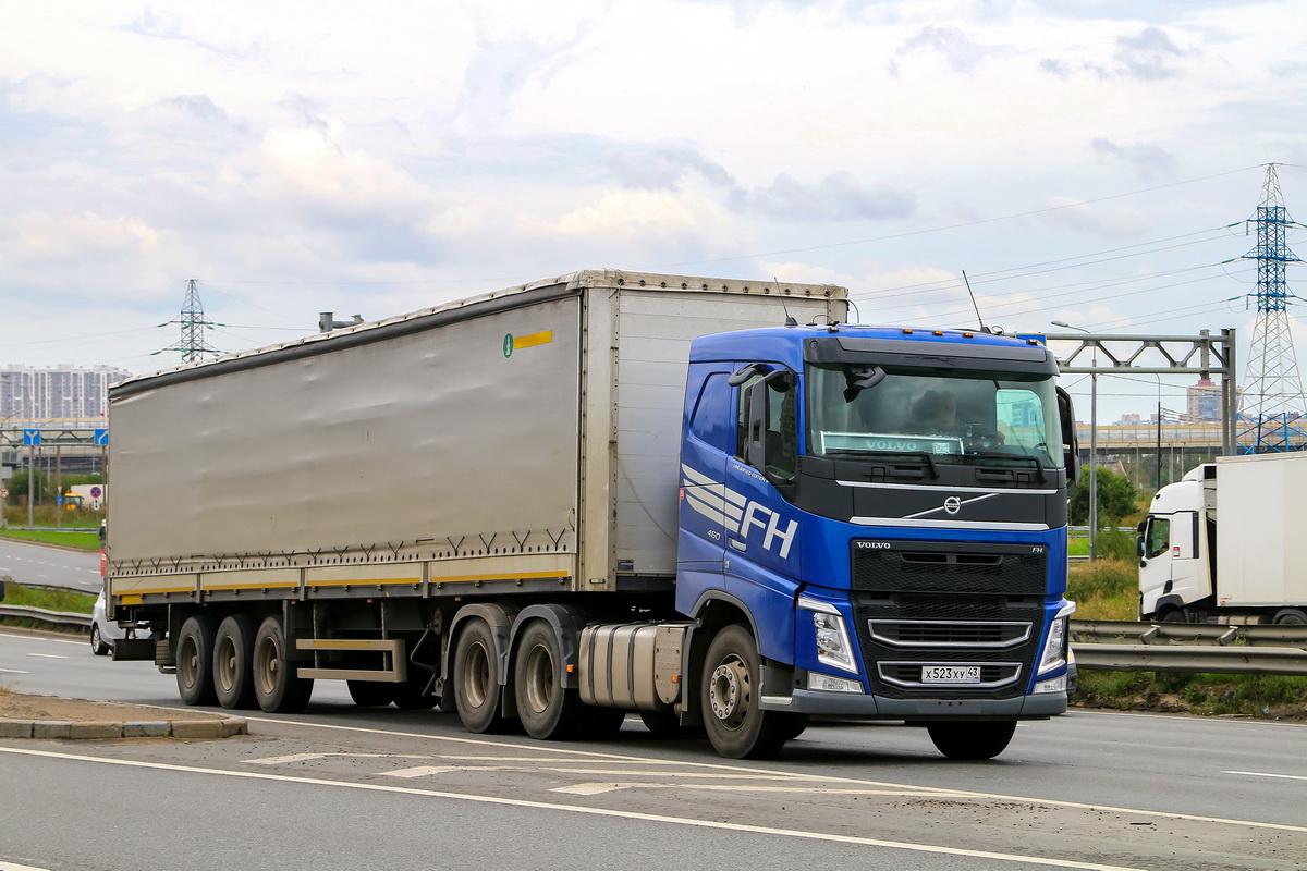 Кировская область, № Х 523 ХУ 43 — Volvo ('2012) FH.460 [X9P]; Volvo ('2012) FH "Unlimited Edition" (Санкт-Петербург)