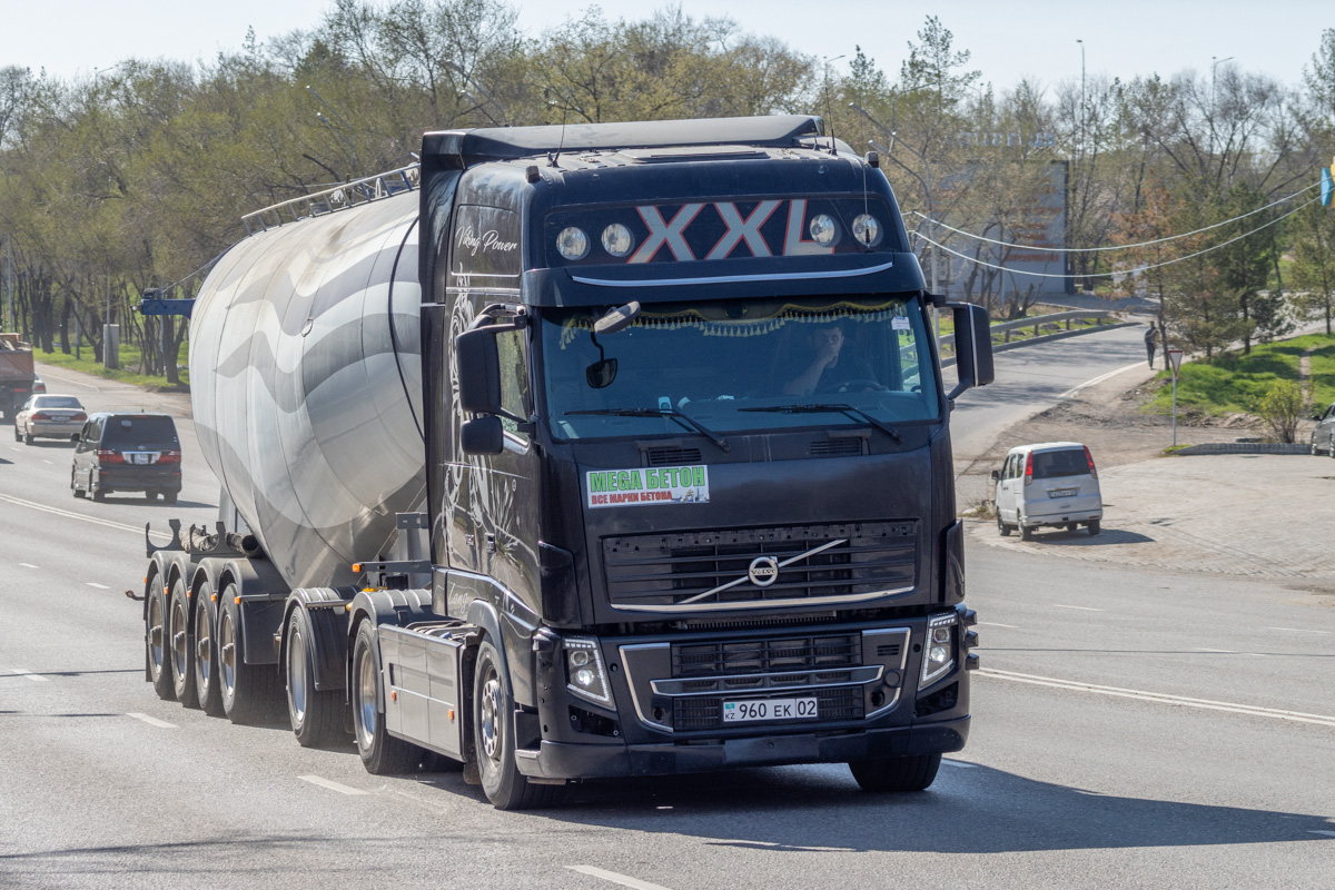 Алматы, № 960 EK 02 — Volvo ('2008) FH16.750