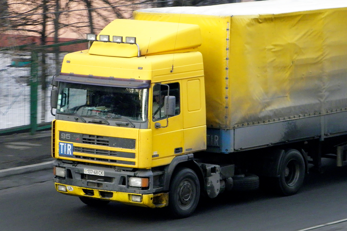 Полтавская область, № 137-68 СК — DAF 95 FT
