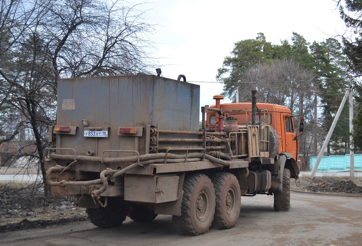 Удмуртия, № У 853 ХТ 18 — КамАЗ-43118-15 [43118R]