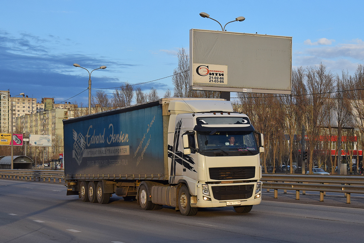 Тамбовская область, № О 561 ТС 68 — Volvo ('2008) FH.460