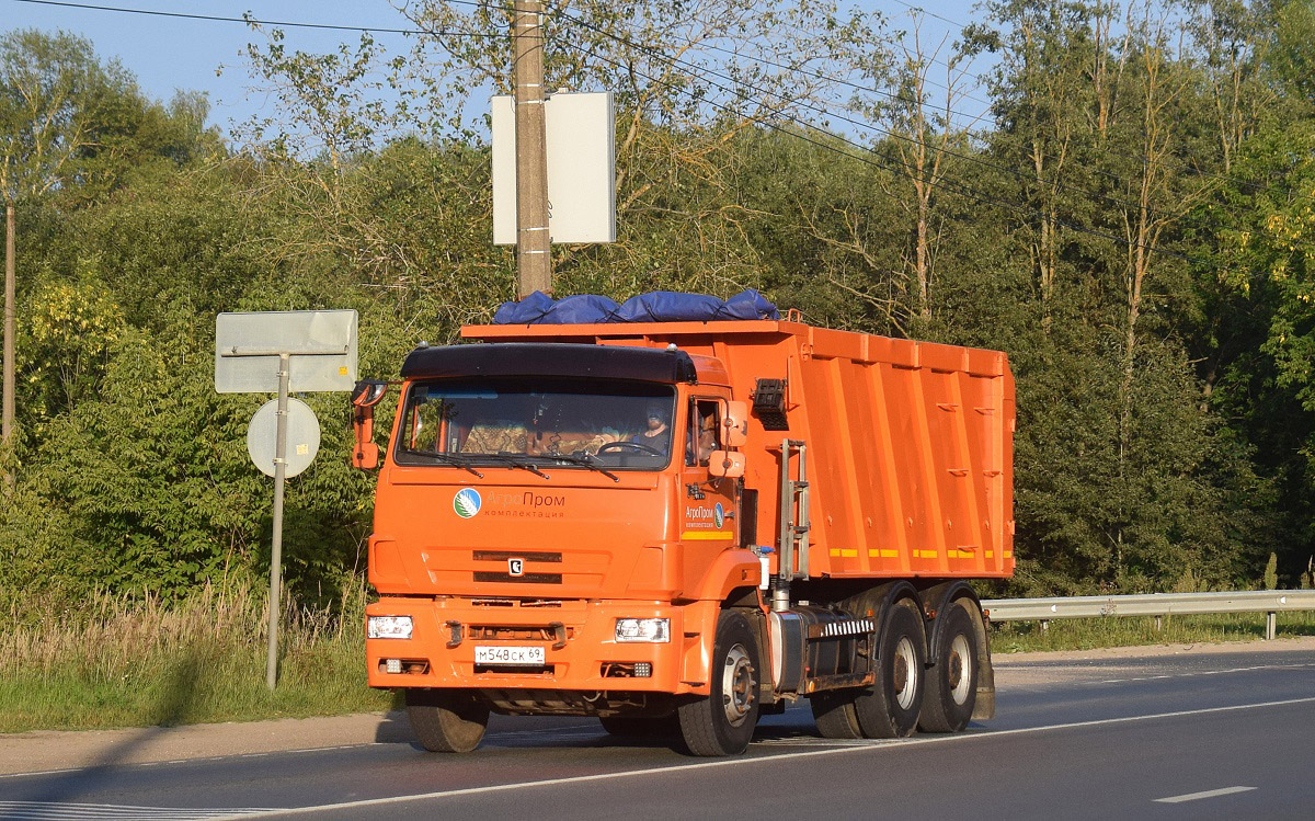 Тверская область, № М 548 СК 69 — КамАЗ-6520-53