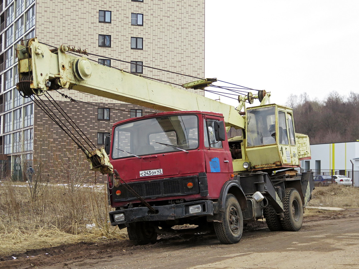 Кировская область, № С 243 ОУ 43 — МАЗ-5337 [533700]