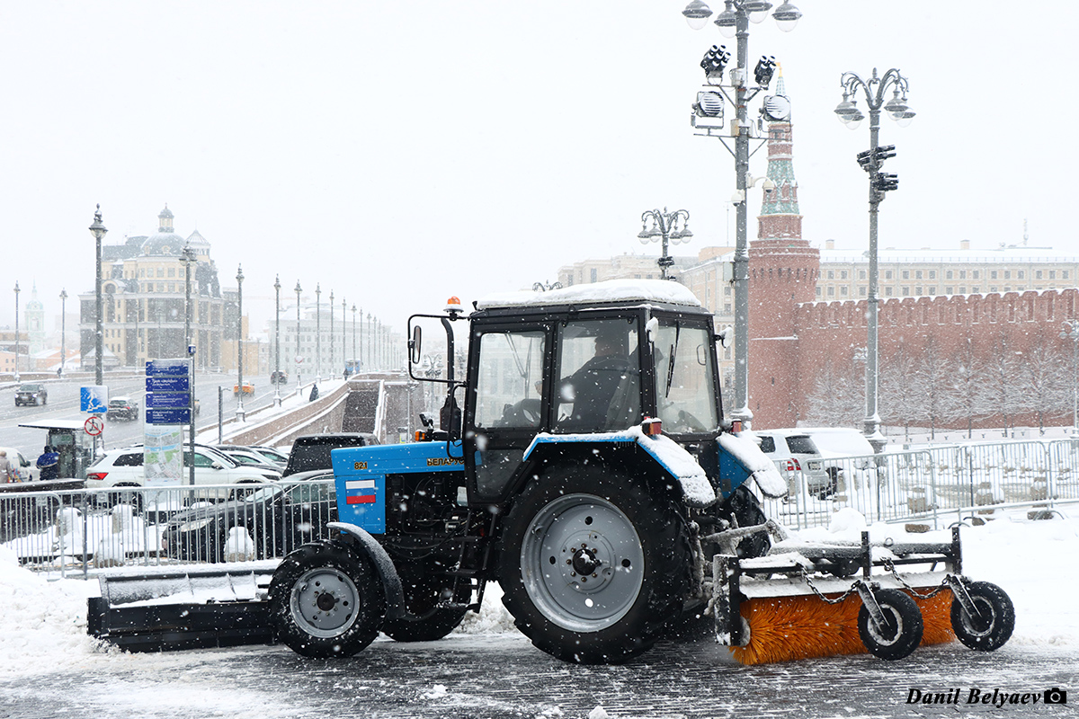 Москва, № 6548 ММ 77 — Беларус-82.1