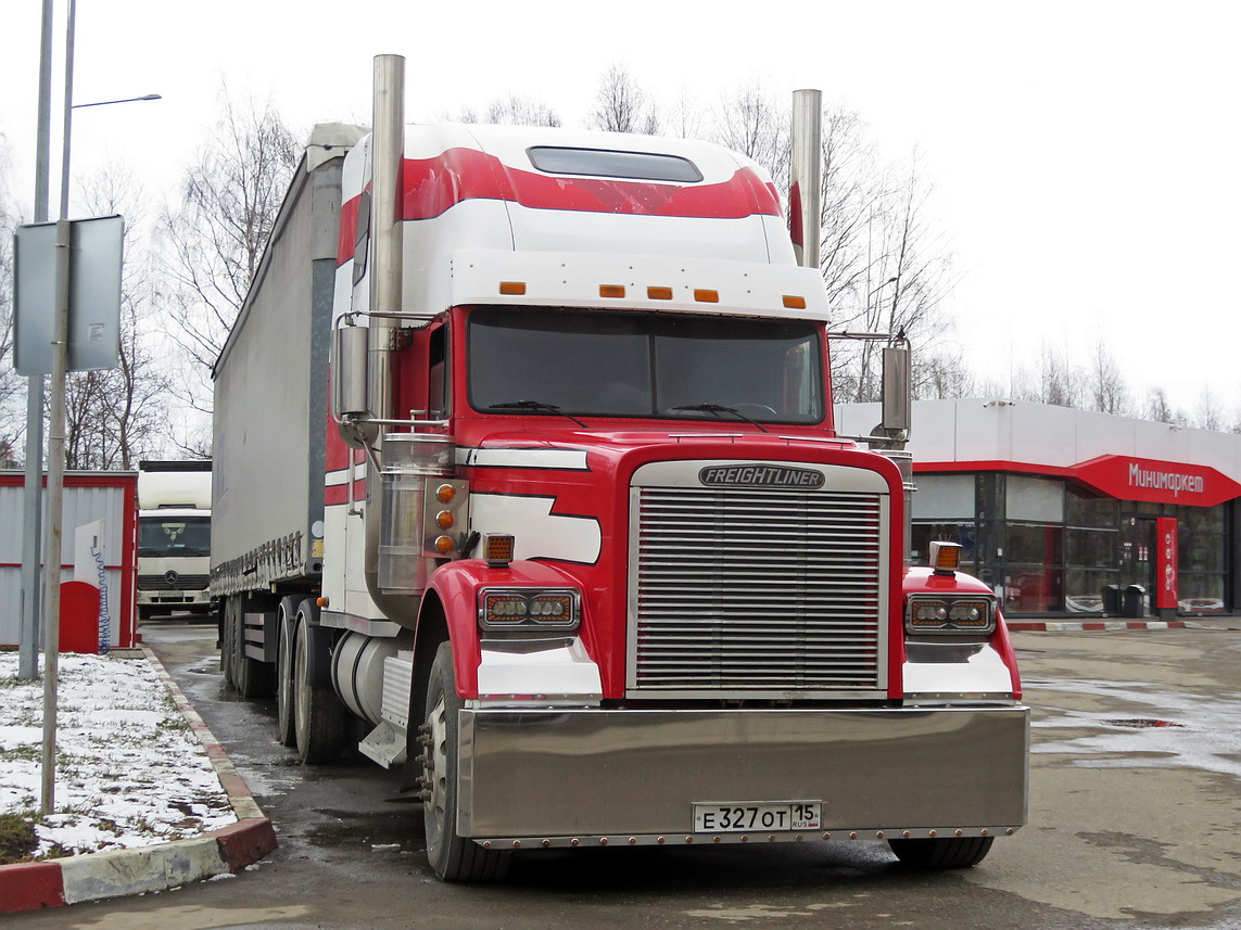 Северная Осетия, № Е 327 ОТ 15 — Freightliner FLD 120 Classic